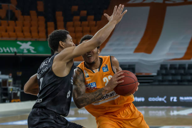 迪亚斯失误 迪亚斯失误