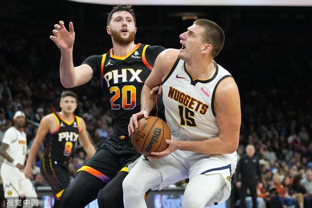 他在比赛中 他在比赛中