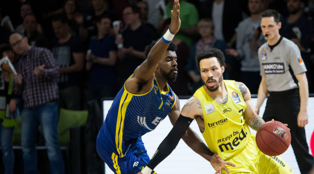 他们加强了 他们加强了