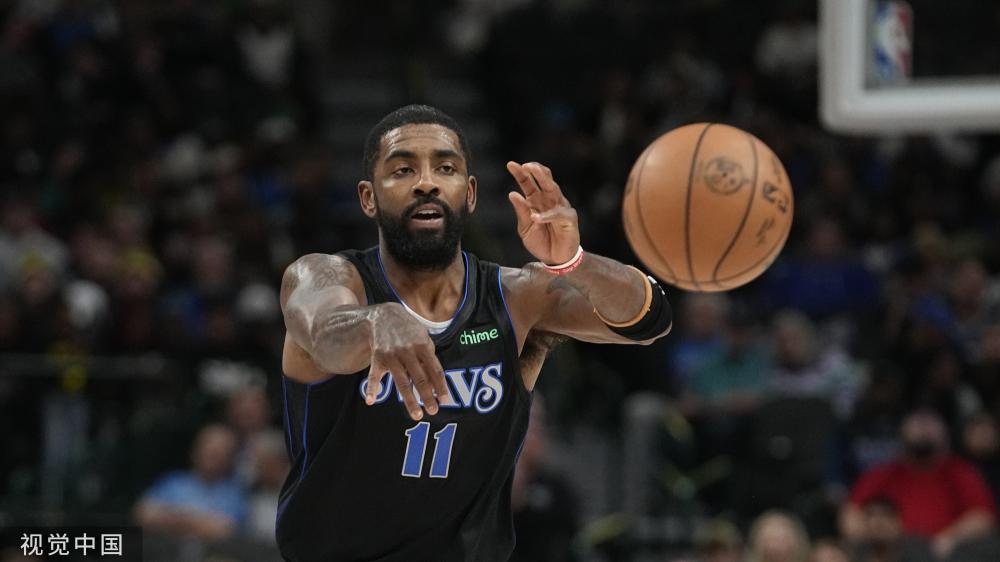 德踢球并生 德踢球并生