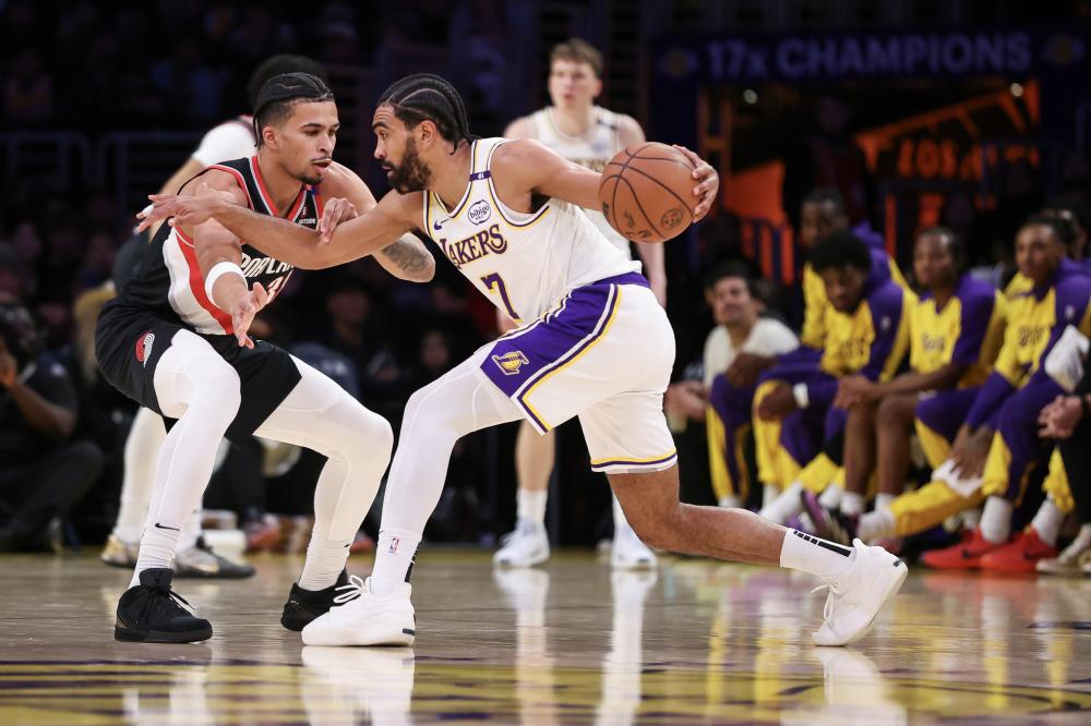 于谁能先把 于谁能先把